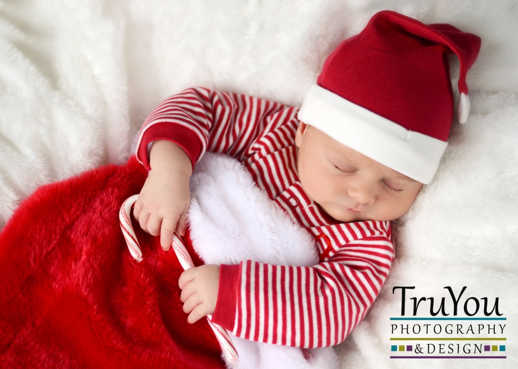 Newborn-baby-boy-Christmas-photo_blog_2B
