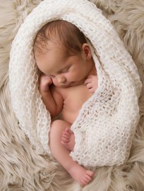 newborn-boy-portrait-pictures-4